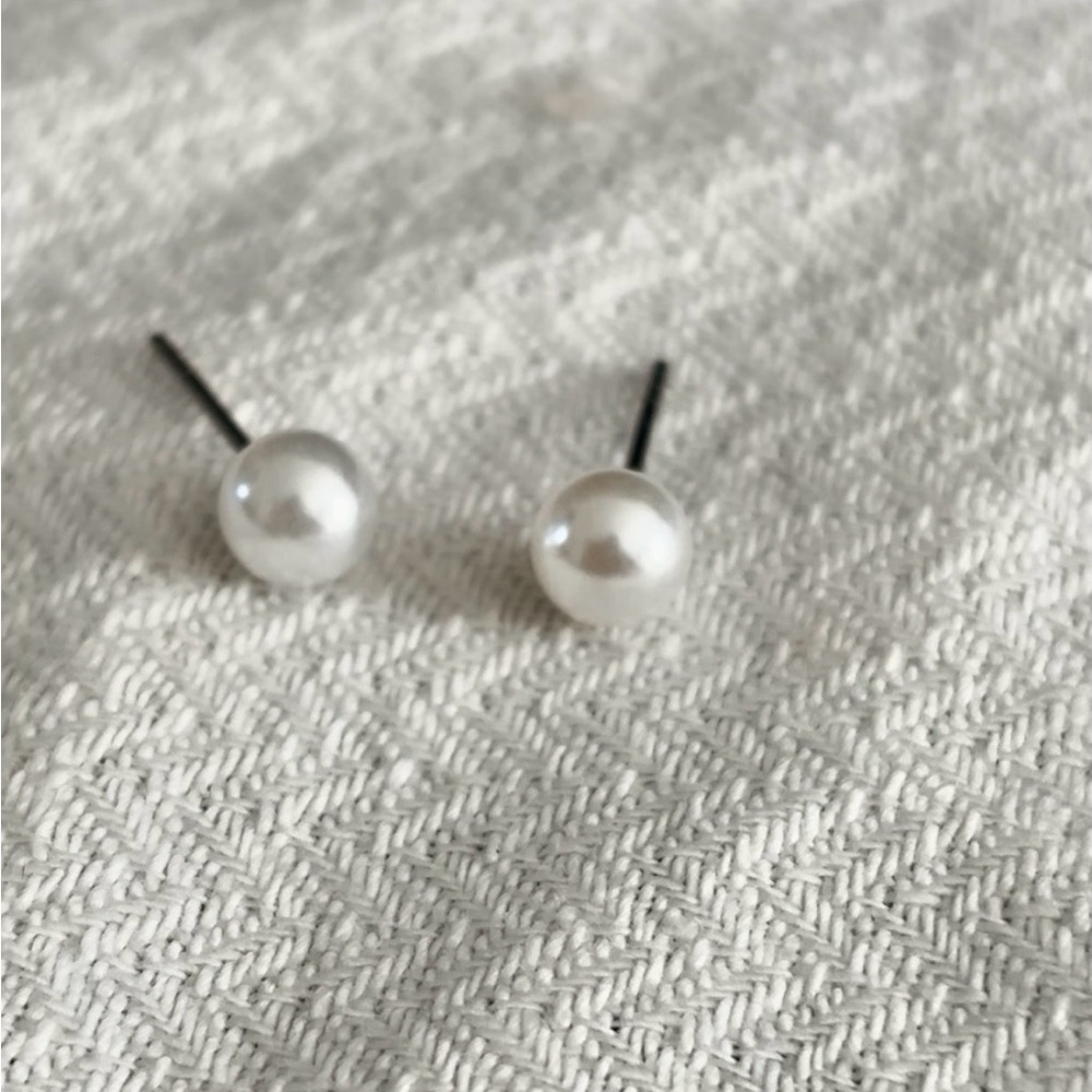 Stud Earrings